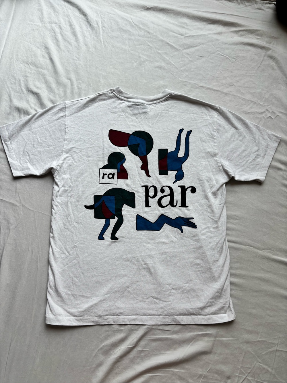 ra par White Graphic Short Sleeve Tee